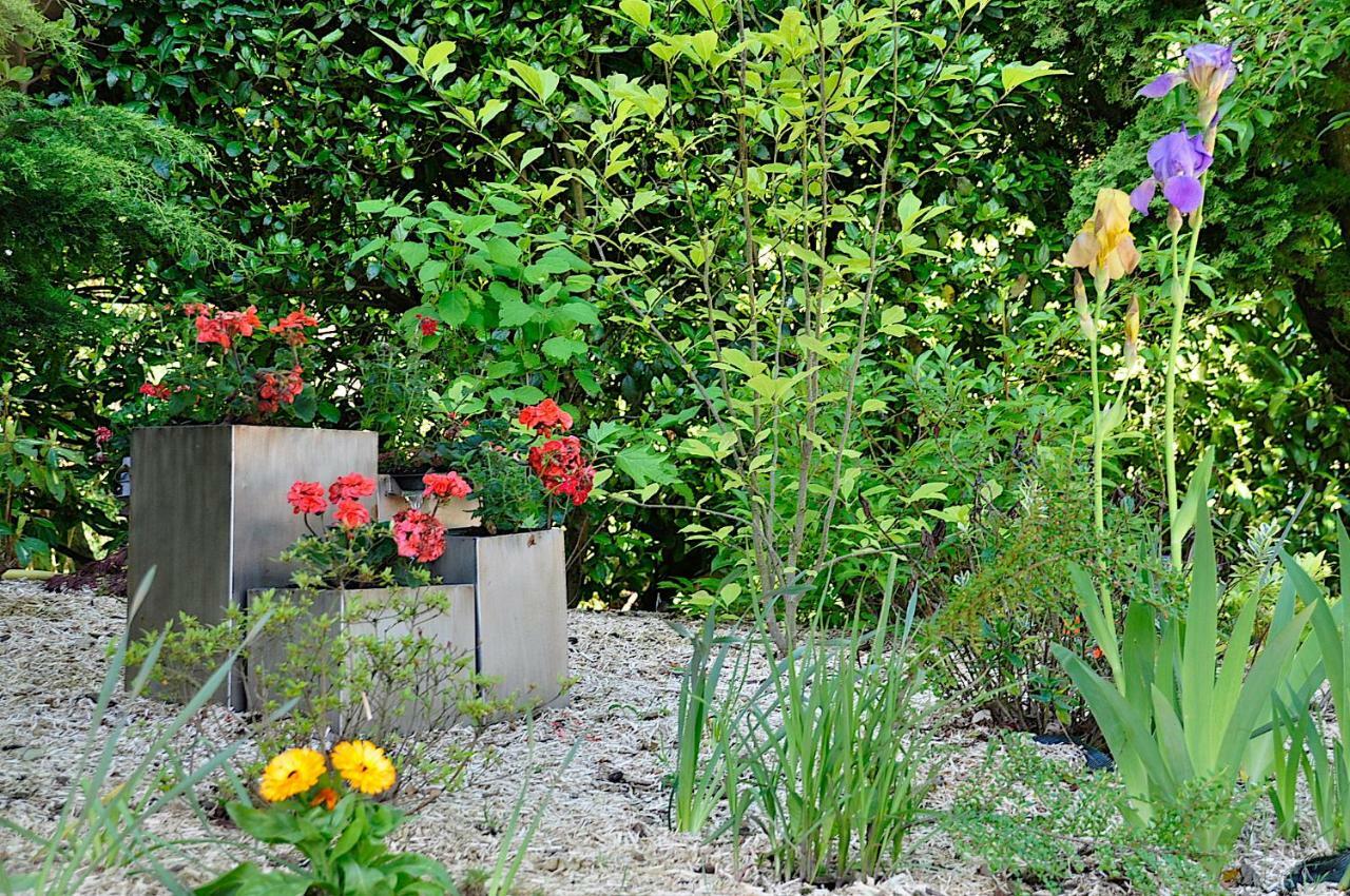 Au Jardin De Lisa Bed and Breakfast Cherreau Εξωτερικό φωτογραφία