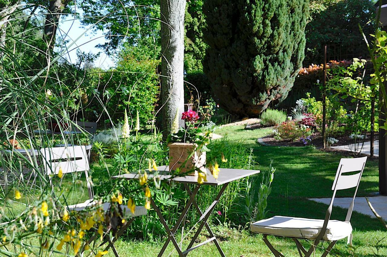 Au Jardin De Lisa Bed and Breakfast Cherreau Εξωτερικό φωτογραφία